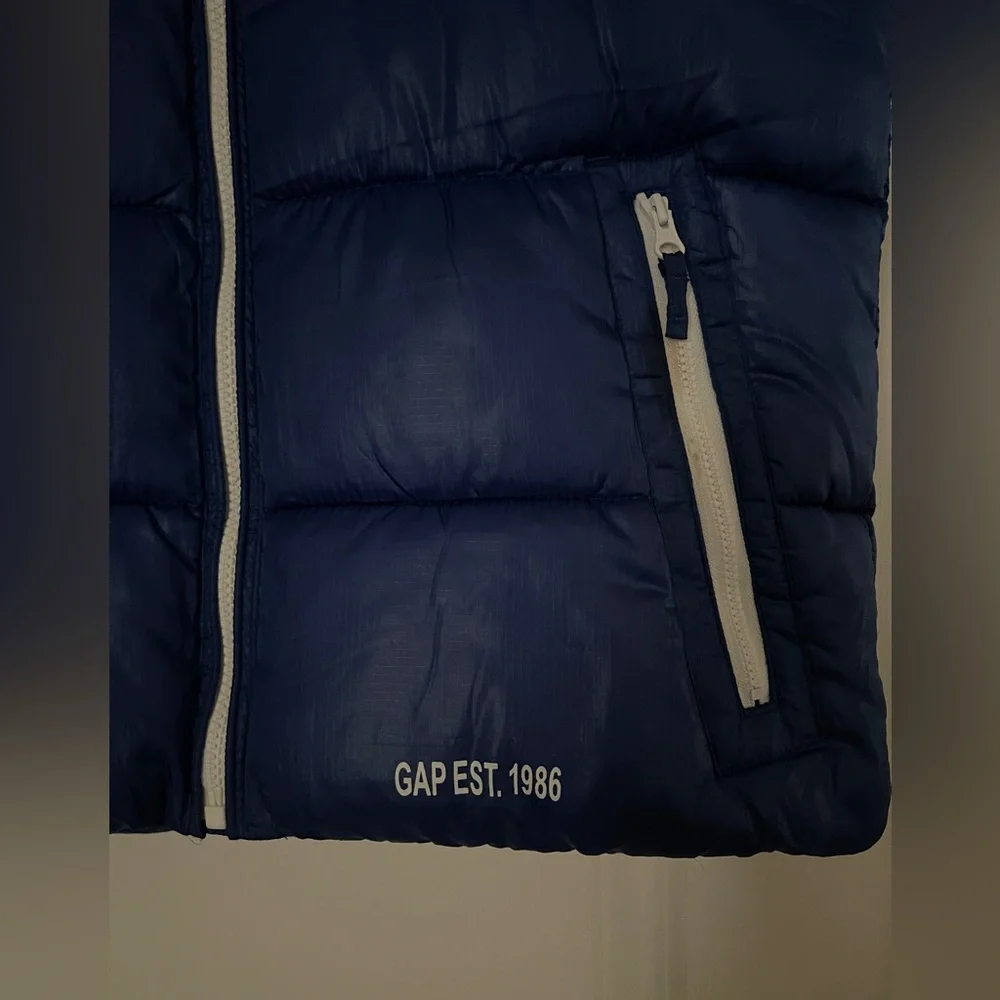 GAP Kids Navy Puffer Vest with White Accents Size XXL